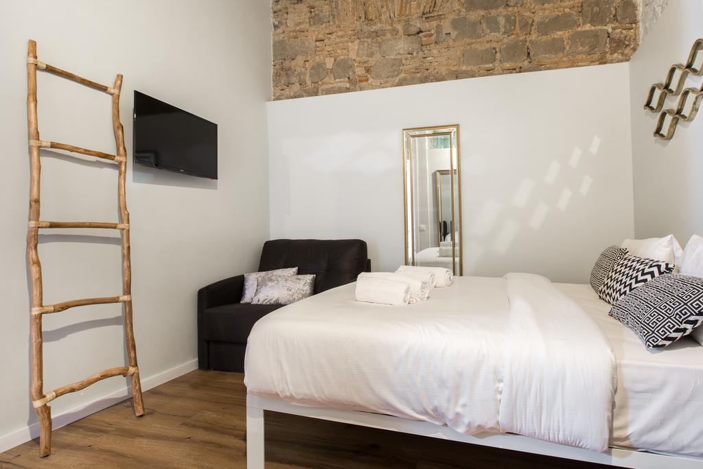 Apartment En Ferran By The Streets Barcelona